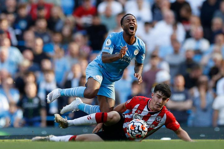 Man City đứt mạch thắng tại Premier League