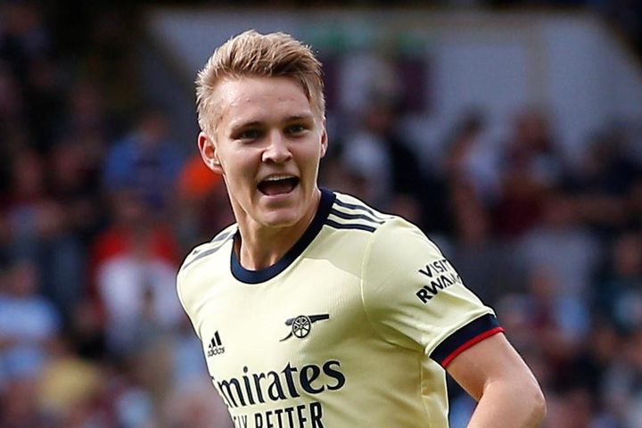 Odegaard tỏa sáng giúp Arsenal thắng trận thứ 2 liên tiếp