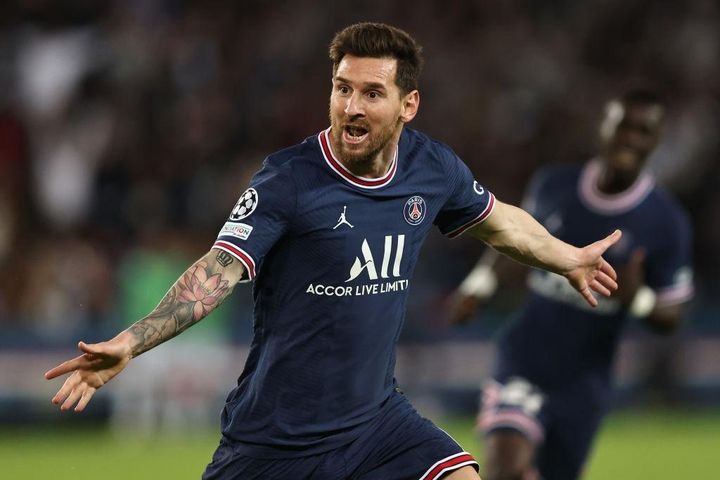 Messi ăn mừng cảm xúc trong lần đầu ghi bàn cho PSG