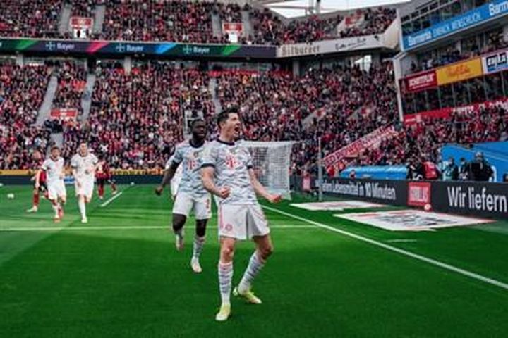 Hủy diệt Bayer Leverkusen, Bayern Munich giành lại ngôi đầu Bundesliga