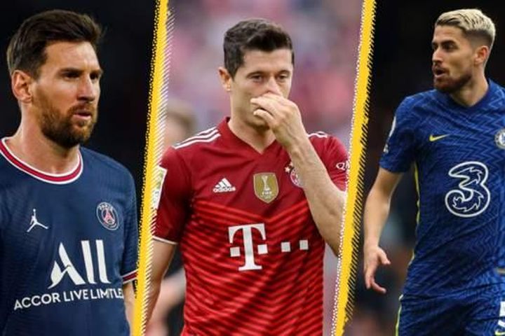 Qua mặt Messi và Jorginho, Lewandowski lên ngôi số một