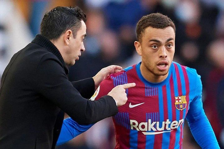 Barca mất trụ cột cho trận Siêu kinh điển