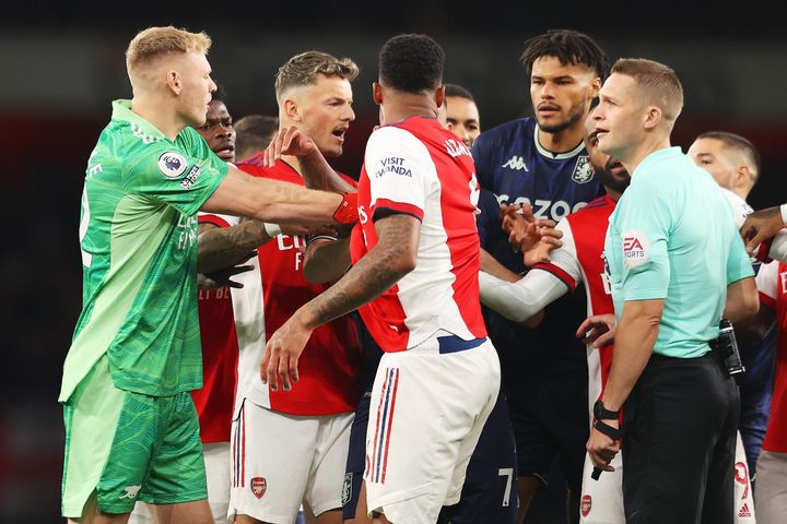 Nhận định, dự đoán Aston Villa và Arsenal 19h30 ngày 19/3: Bỏ xa MU