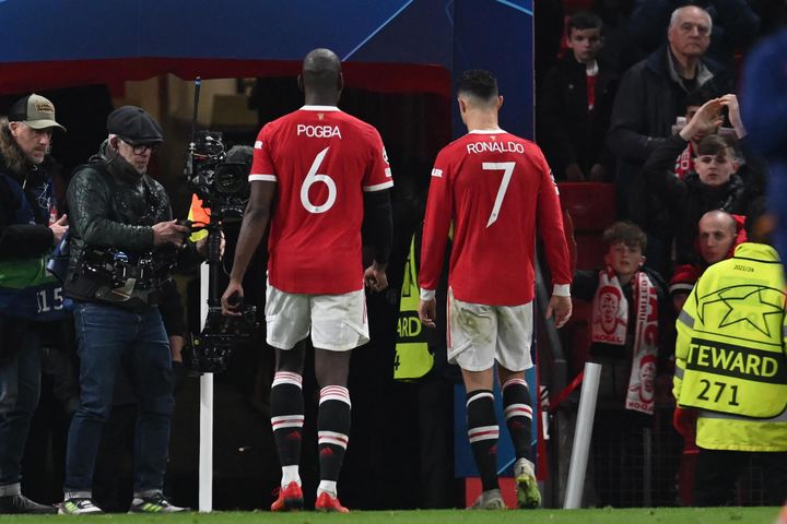 Ronaldo phải thay đổi hoặc ngồi dự bị
