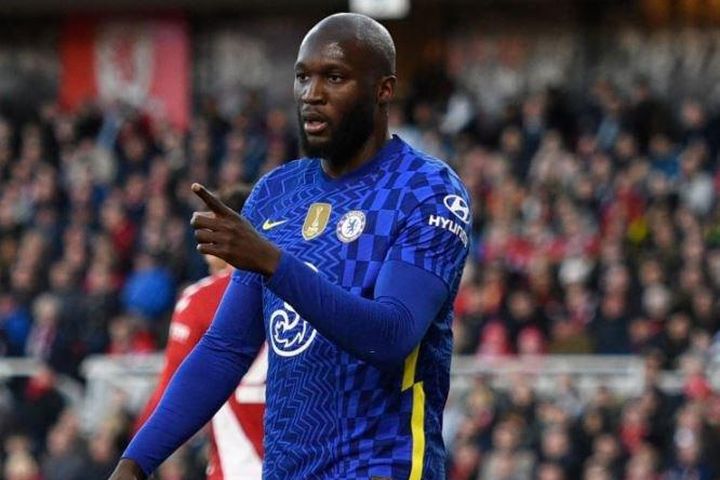 Lukaku giúp Chelsea vào bán kết FA Cup