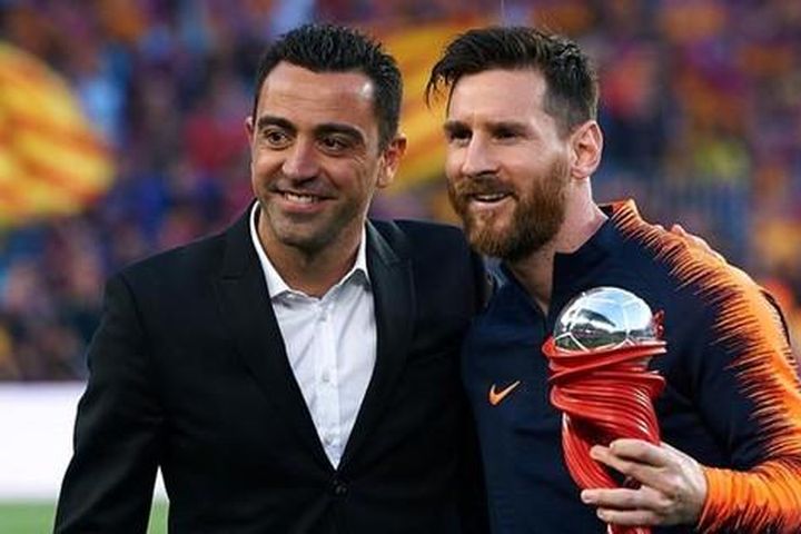 HLV Xavi: Barcelona luôn mở sẵn cửa chờ Messi trở về