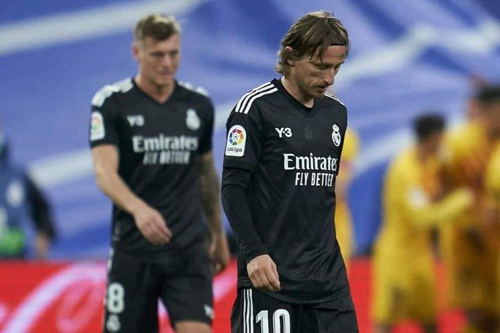 Real Madrid trả giá vì sự liều lĩnh của HLV Ancelotti