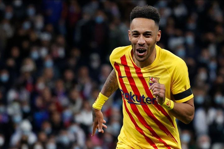 Aubameyang chói sáng, Barca hủy diệt Real Madrid