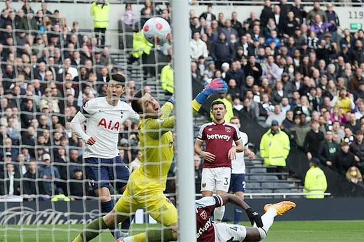 Son Heung-min tỏa sáng, Tottenham tiếp tục đua top 4 với Arsenal và MU