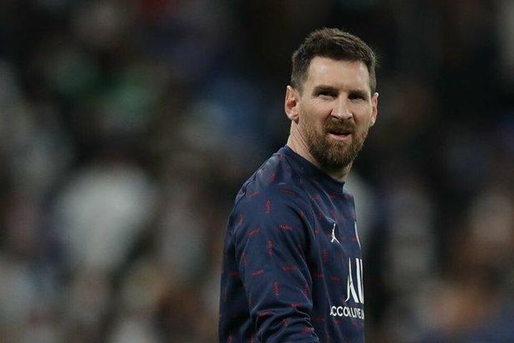 PSG chặn đường về Barcelona của Messi