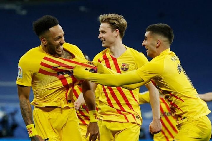 Barca thắng 4-0 Real Madrid ngay tại Bernabeu
