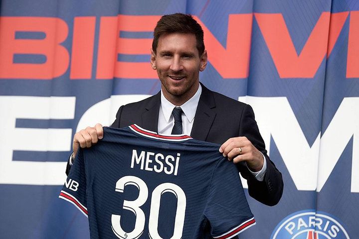 Messi hết cửa về lại Barcelona theo lời mời của Xavi