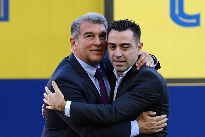 HLV Xavi đã làm gì để Barca 'lột xác'?