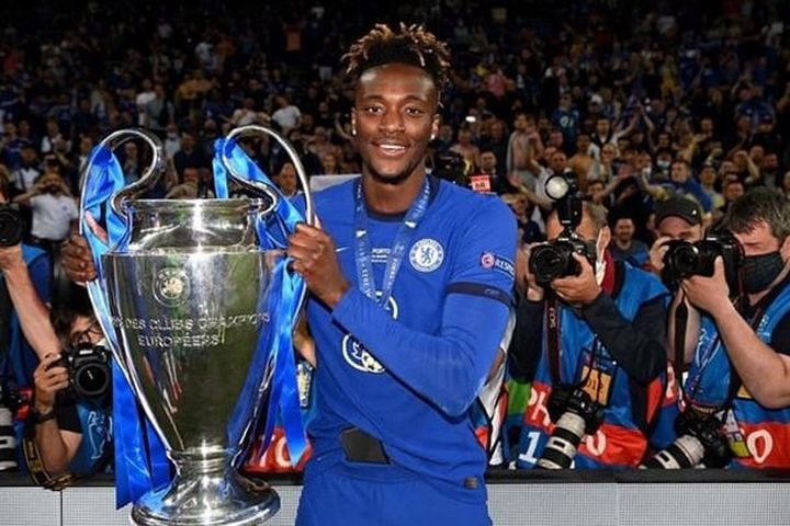 Man United muốn mua cựu cầu thủ của Chelsea, Cavani gia nhập gã khổng lồ