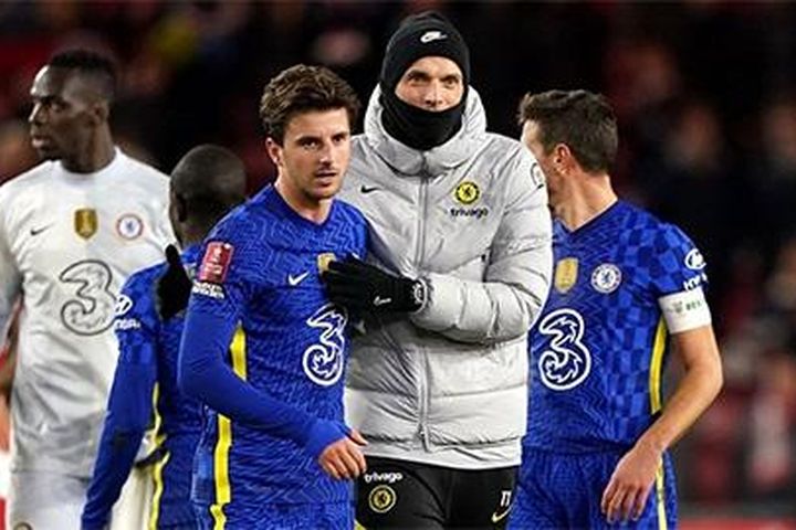 Chelsea được phép bán vé và nhận trợ cấp từ Abramovich trở lại