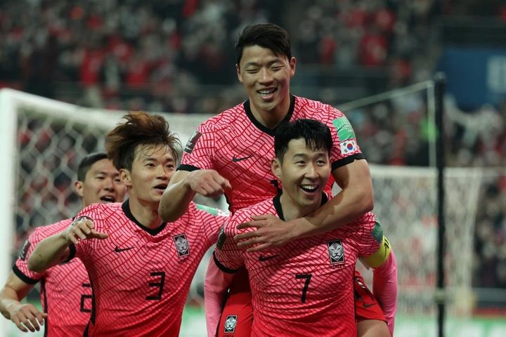 Son Heung Min tỏa sáng, ĐT Hàn Quốc thắng ĐT Iran trong trận cầu đỉnh cao