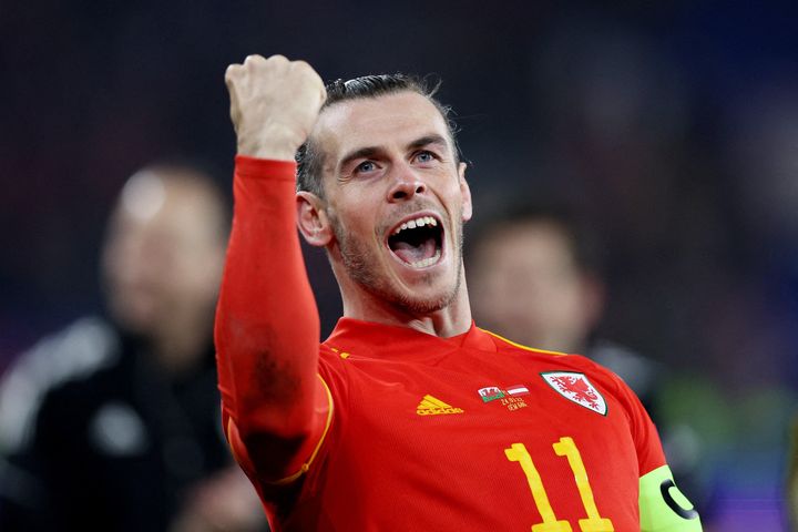 Bale lập cú đúp đưa xứ Wales vào chung kết play-off World Cup