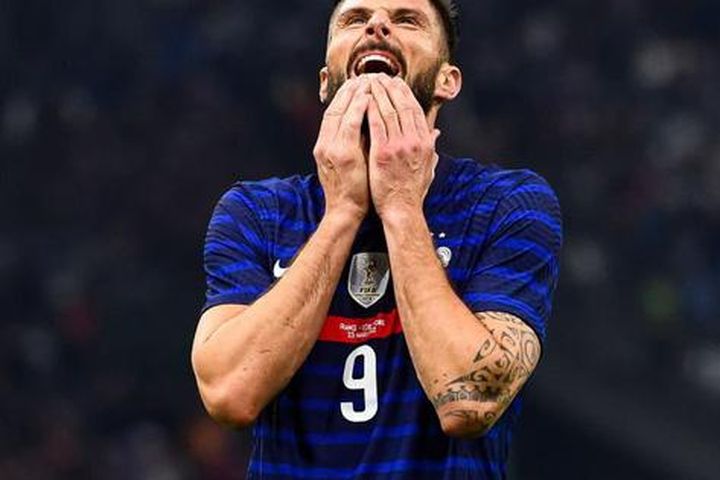 2 cú đánh đầu giúp Pháp lội ngược dòng, thắng sát nút đối thủ kém 48 bậc trên BXH FIFA