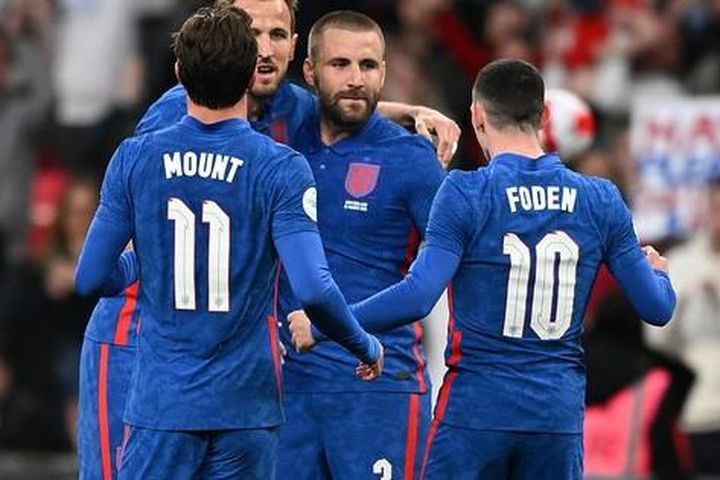 Harry Kane chạm mốc bàn thắng ấn tượng, Anh ngược dòng đánh bại Thụy Sĩ ở Wembley