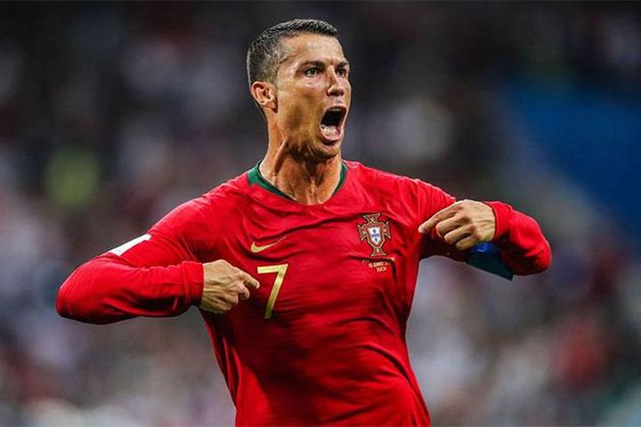 Ronaldo, Lewandowski và những ngôi sao có thể lỡ World Cup 2022