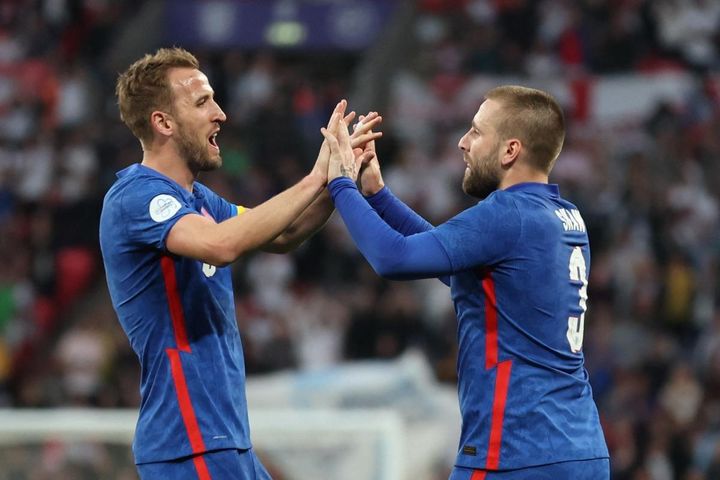 Harry Kane và Luke Shaw giúp Anh lội ngược dòng thắng Thụy Sĩ