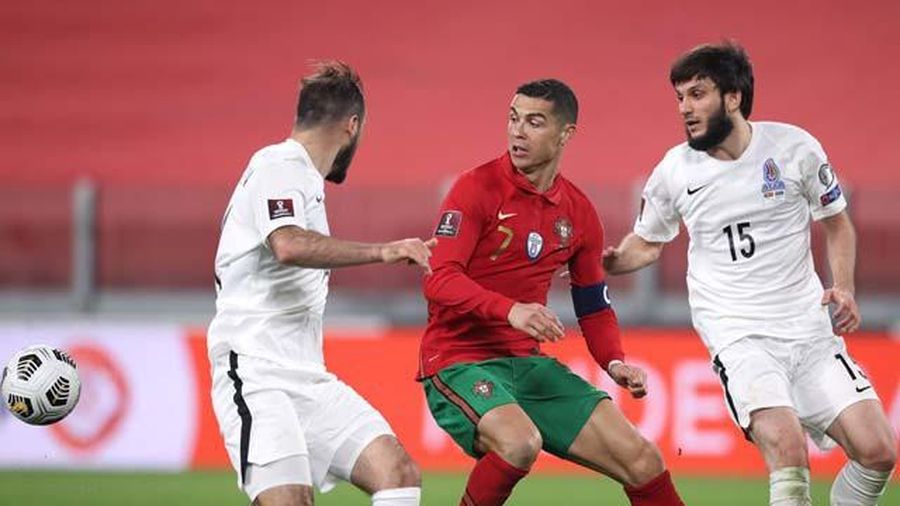 Gặp đội dưới cả Việt Nam mà đội của Ronaldo chỉ ăn may