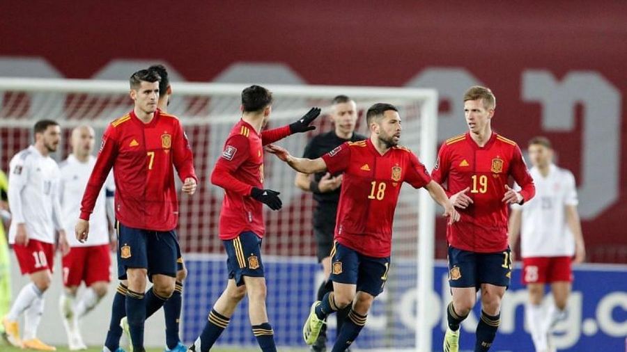 'Sao' Barca lên tiếng, Tây Ban Nha nhọc nhằn đánh bại Gruzia