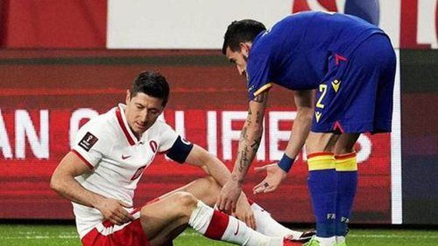 PSG 'nhận quà' từ kình địch Bayern Munich