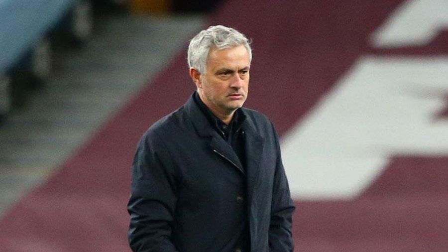 Mourinho không hài lòng về lịch thi đấu của Tottenham