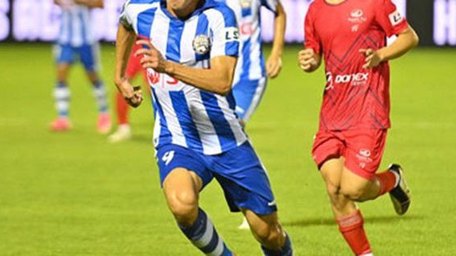 Chờ mở hội trên sân Bà Rịa