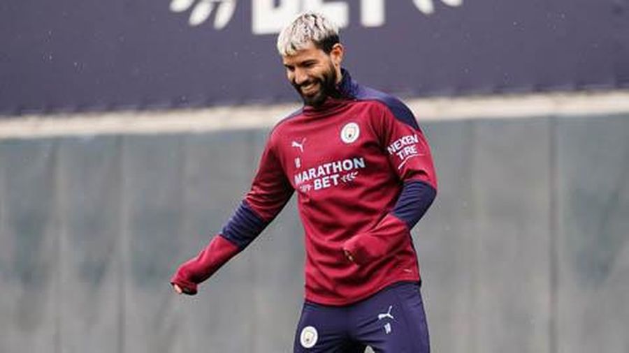 Arsenal muốn mang Aguero về đá cặp với Aubameyang