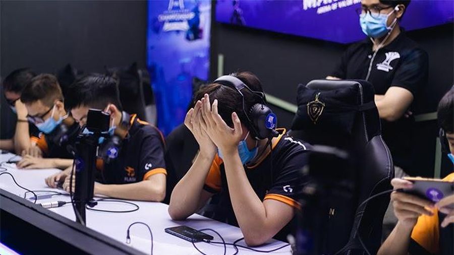 Team Flash gặp thách thức lớn