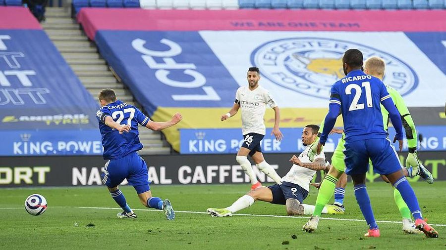 Leicester 0-2 Man City: Thẳng tiến tới ngôi vô địch