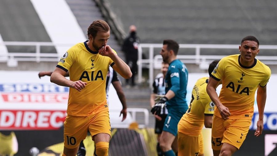 Harry Kane lập cú đúp, Tottenham vẫn bị Newcastle cầm chân