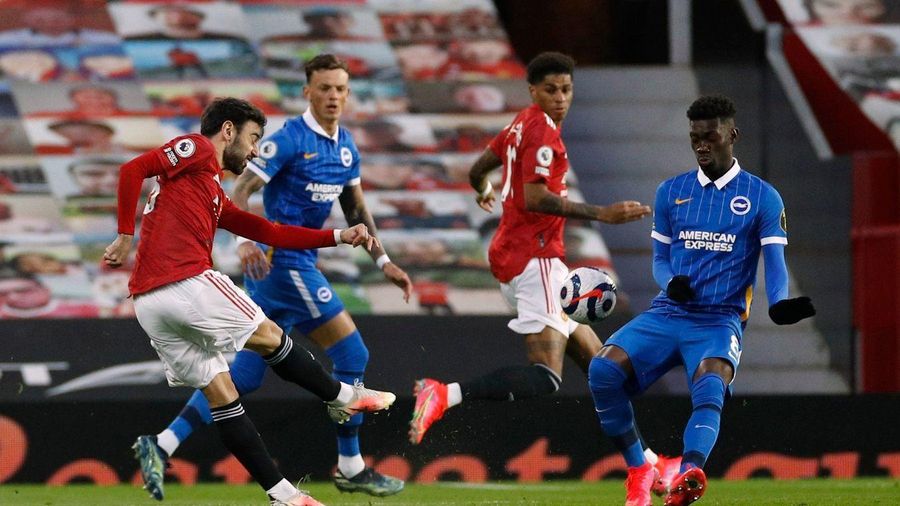 MU 0-1 Brighton: Welbeck xé lưới Quỷ đỏ (H1)