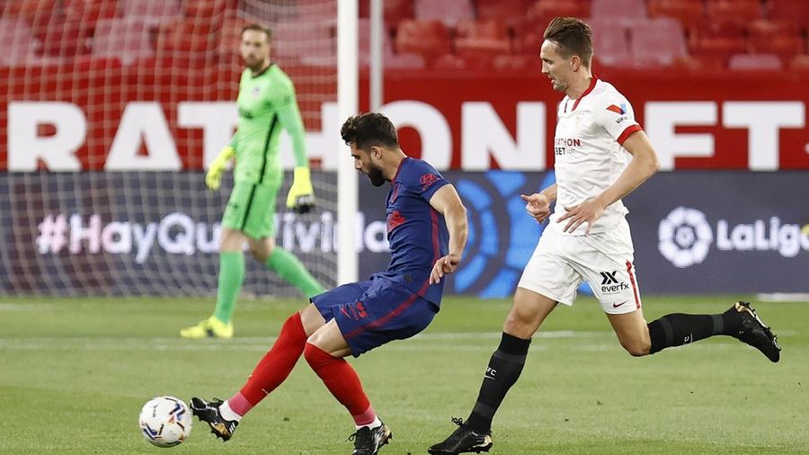 Atletico Madrid thua Sevilla, Barca có thời cơ áp sát ngôi đầu La Liga