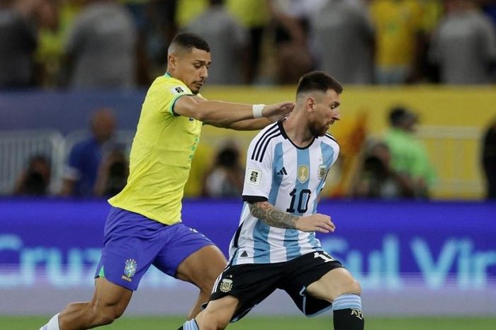 Lịch thi đấu bóng đá hôm nay 22/11/2023: Đại chiến Brazil vs Argentina