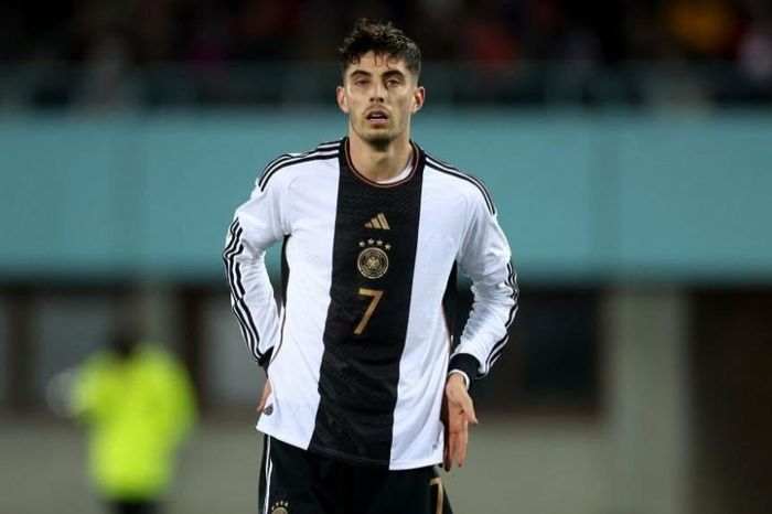 Biếm họa 24h: Havertz lại đá hậu vệ trái, ĐT Đức lại thua trận