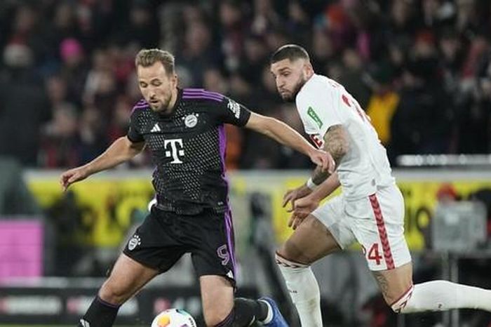 Bayern giành chiến thắng trong ngày Harry Kane thiết lập kỷ lục