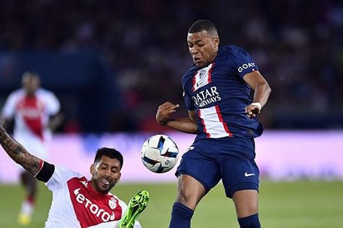 Kết quả bóng đá hôm nay 25/11/2023: Ronaldo giúp Al Nassr thắng, PSG có 3 điểm