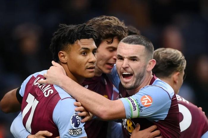 Ollie Watkins nhấn chìm Tottenham, đưa Aston Villa vào top 4