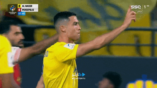 Được phạt đền, Ronaldo gây sốt khi yêu cầu trọng tài hủy bỏ