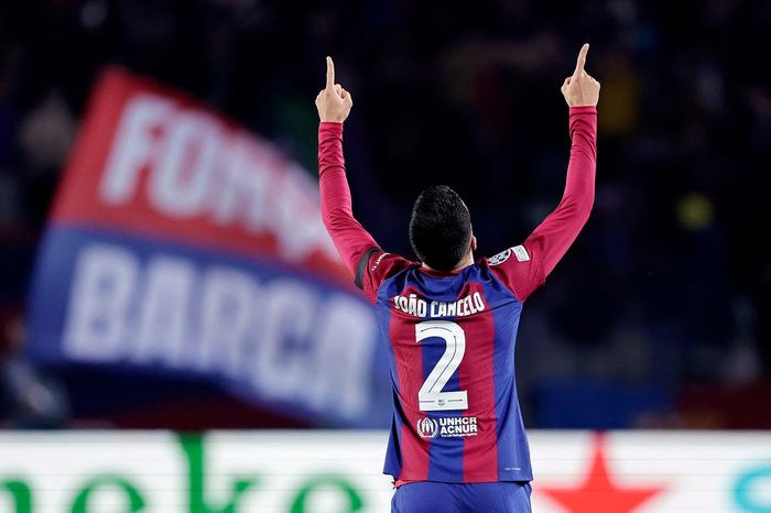 Barca vào vòng knock out Champions League sau 3 năm
