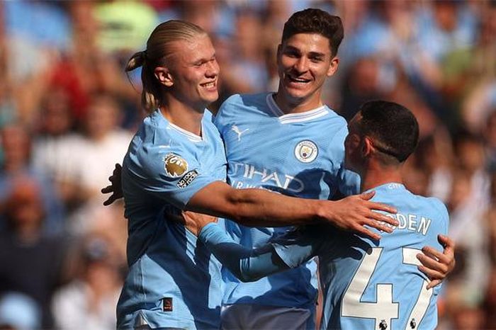 Haaland rực sáng, Man City ngược dòng đánh bại Leipzig 3-2