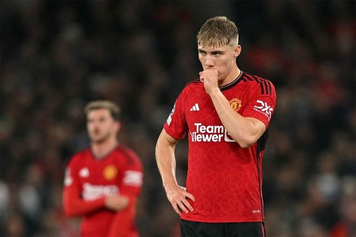 Champions League 2023-2024: M.U sẽ lách qua khe cửa hẹp?