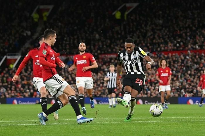 Lịch thi đấu vòng 14 Ngoại hạng Anh: Man City và MU gặp đối thủ mạnh