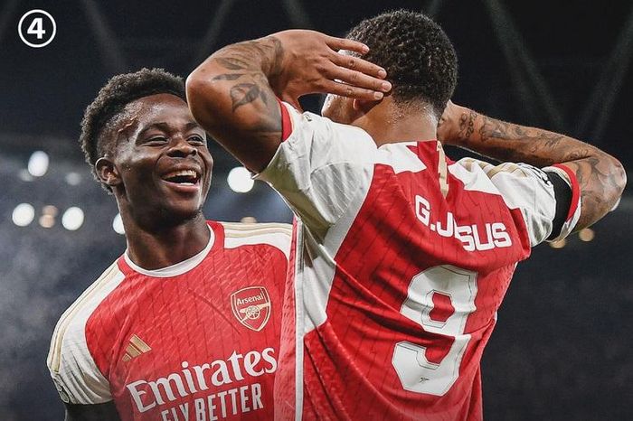 Arsenal vào vòng knock-out Champions League sau 'set tennis'