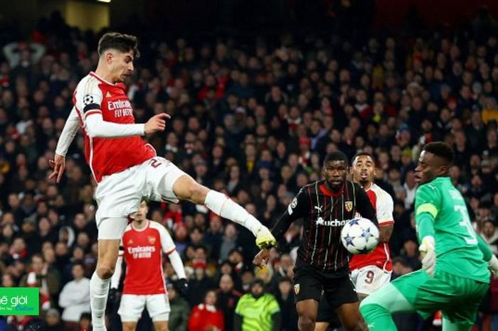 Arsenal vào vòng 1/8 Champions League, Sevilla khó kiếm vé đi Europa