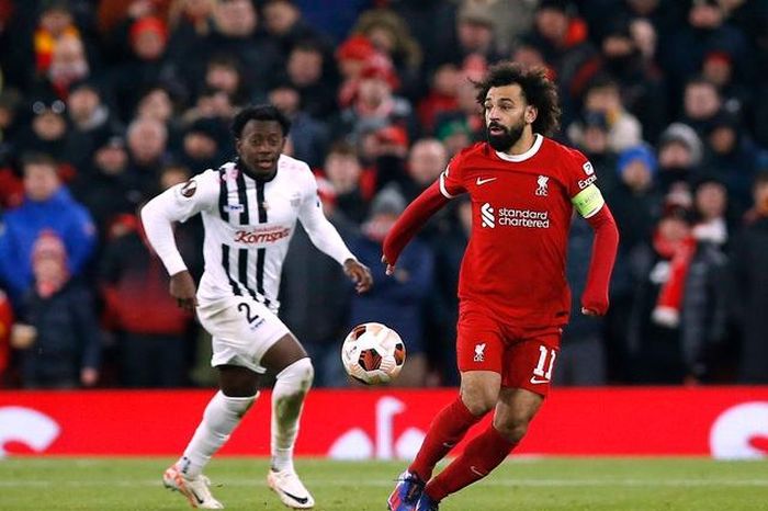 Salah ghi bàn thắng thứ 199, Liverpool vượt vòng bảng Europa League