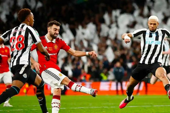 Lịch thi đấu bóng đá hôm nay 2/12/2023: Ngoại hạng Anh, V-League trở lại